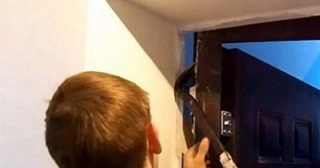Демонтаж металлической двери в Урюпинске - стоимость от 2097 рублей