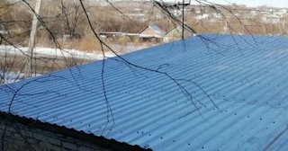 Демонтаж поликарбоната с крыши в Урюпинске - услуги по доступной цене от 629 рублей
