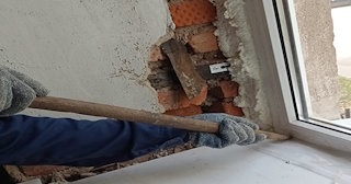 Демонтаж оконных откосов по выгодной цене от 525 руб. в Урюпинске - Сварной-Рюп